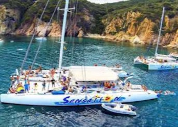 Fiestas en barco en Lloret de Mar para grupos, despedidas, cumpleaños